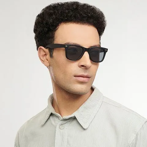 Men's Wayfarer Style Sunglasses Trendy and Stylish Eyewear for Men