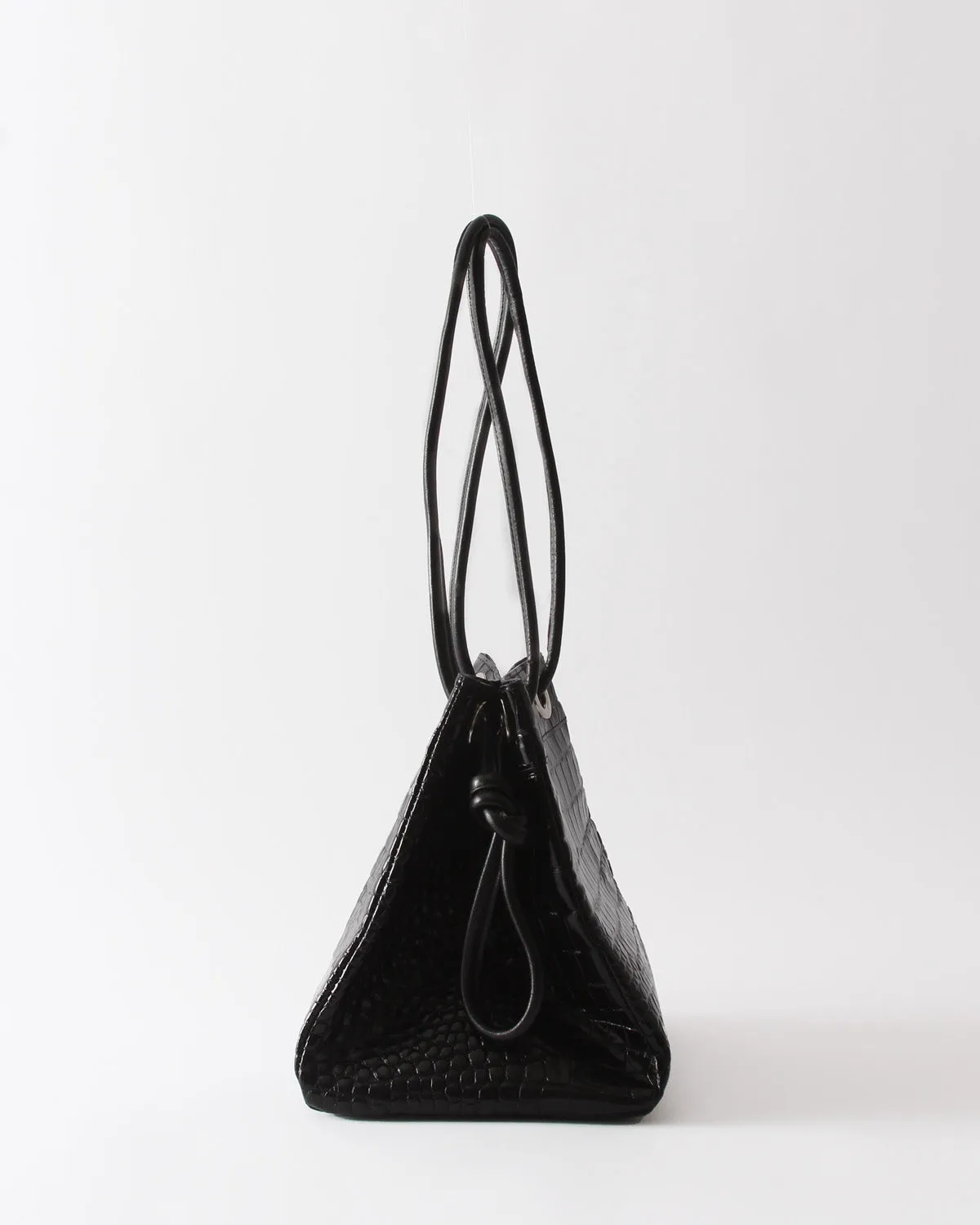 Rita Bucket Leather Embossed Black